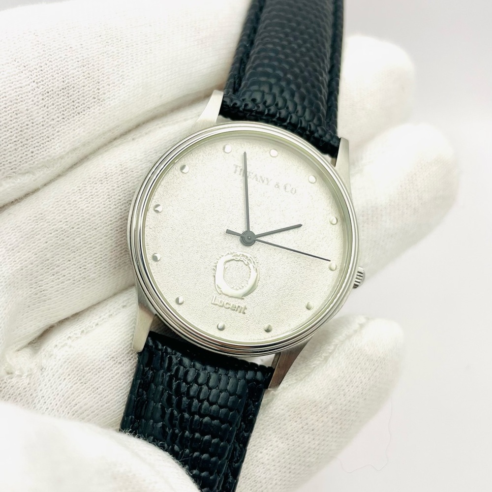 ❌SOLD❌ Tiffany And Co Lucent 33mm Swiss Made Unisex Watch - New Battery - Picture 13 of 16